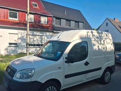 Usata Fiat Doblò 75 CV (55 kW) 2007 Bianco Monovolume