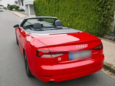 Gebraucht Audi A5 Cabriolet 190 PS (139 kW) 2019 Rot Cabrio