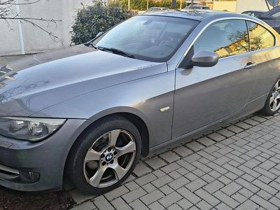 Gebraucht BMW 320 Sport Line 184 PS (135 kW) 2013 Silber Coupé