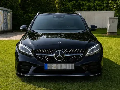 Gebraucht Mercedes C300 258 PS (189 kW) 2018 Schwarz Limousine