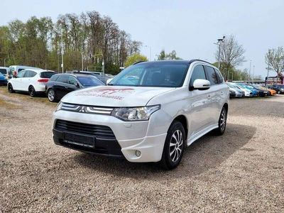 gebraucht Mitsubishi Outlander 2.3 4WD Aut.*7Sitze*Navi*R-Cam*SZH*TOP