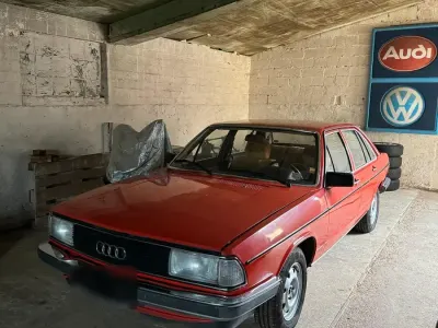Gebraucht Audi 100 85 PS (62 kW) 1981 Rot Limousine
