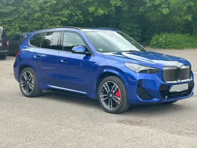 Gebraucht BMW iX1 Performance 230 kW (313 PS) 2024 Blau SUV