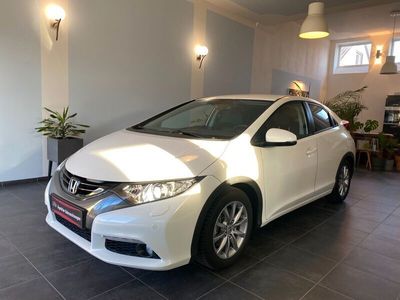 gebraucht Honda Civic Lim. 5-trg 1.6 i-DTEC Lifestyle*Xenon*Kam*