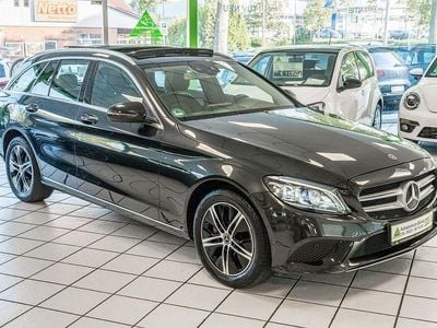 Gebraucht Mercedes C220 Avantgarde 194 PS (142 kW) 2020 Grün Kombi