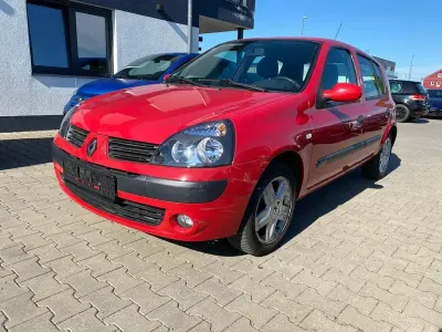 Gebraucht Renault Clio II 75 PS (55 kW) 2005 Hellrot