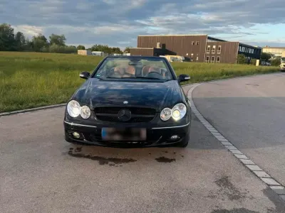 Gebraucht Mercedes CLK280 231 PS (169 kW) 2007 Schwarz Cabrio