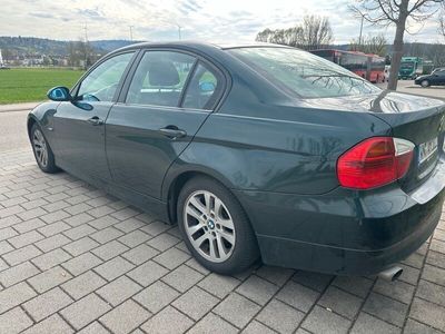 gebraucht BMW 318 i 2007 Benzin E90