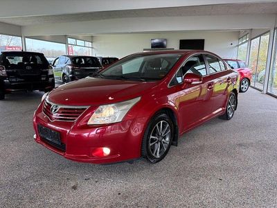Usata Toyota Avensis 147 CV (108 kW) 2011 Rosso Berlina