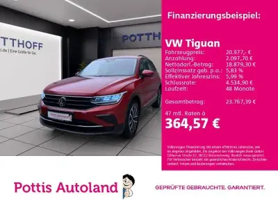 Gebraucht VW Tiguan Life 150 PS (110 kW) 2021 Rot SUV
