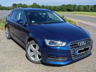 Gebraucht Audi A3 Ambition 150 PS (110 kW) 2014 Blau Limousine