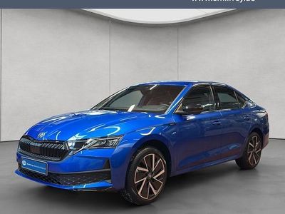 Blau Gebraucht 2025 Skoda Octavia SportLine Limousine | 38.490 €