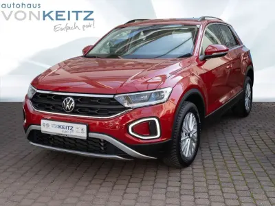 Gebraucht VW T-Roc Life 150 PS (110 kW) 2024 Rot SUV