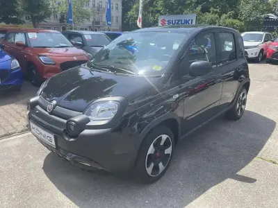 Gebraucht Fiat Panda Cross Cross 69 PS (50 kW) 2023 Schwarz Kleinwagen