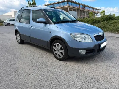 Second-hand Skoda Roomster 105 CP (77 kW) 2007 Albastru Monovolum