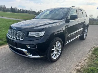 Gebraucht Jeep Grand Cherokee Summit 250 PS (183 kW) 2017 Schwarz SUV
