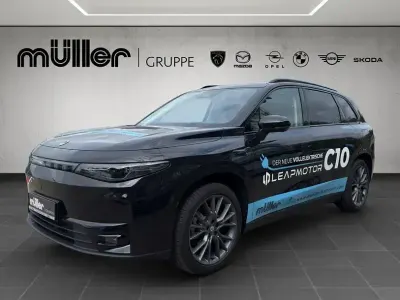 Käytetty Leapmotor C10 160 kW (218 HP) 2025 Musta Katumaasturi