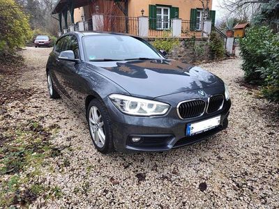 Gebraucht BMW 116 109 PS (80 kW) 2018 Grau Kleinwagen