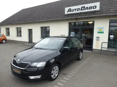Usata Skoda Rapid Ambition 90 CV (66 kW) 2016 Nero Utilitaria