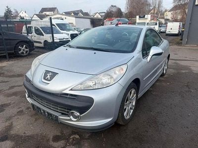 Gebraucht Peugeot 207 CC Filou 120 PS (88 kW) 2008 Silber Cabrio