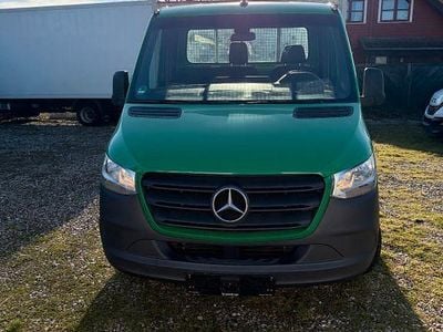 Gebraucht Mercedes Sprinter 170 PS (125 kW) 2023 Grün Van