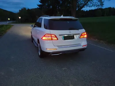 Używany Mercedes ML350 258 KM (189 kW) 2015 Biały SUV