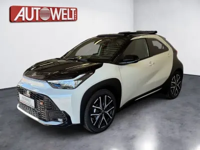 Neu Toyota Aygo X Sport 116 PS (85 kW) 2026 Weiß SUV