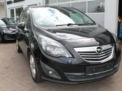 Gebraucht Opel Meriva Innovation 120 PS (88 kW) 2010 Saphirschwarz mineraleffekt Van / Kleinbus