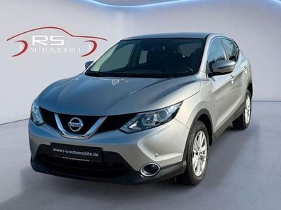 Gebraucht Nissan Qashqai Acenta 116 PS (85 kW) 2016 Silber SUV