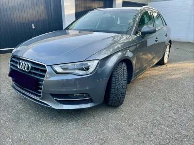 Second-hand Audi A3 Attraction 105 CP (77 kW) 2013 Gri Berlinǎ