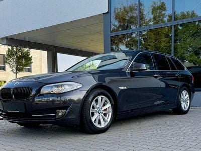 Grau Gebraucht 2013 BMW 520 Comfort Edition Kombi | 11.500 € (Fairer Preis)