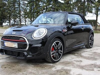 Second-hand Mini John Cooper Works Cabriolet 231 CP (169 kW) 2017 Negru Cabrio