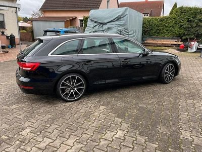 Schwarz Gebraucht 2016 Audi A4 Sport Kombi | 14.990 € (Fairer Preis)