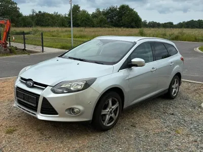 Gebraucht Ford Focus 150 PS (110 kW) 2011 Silber Kombi