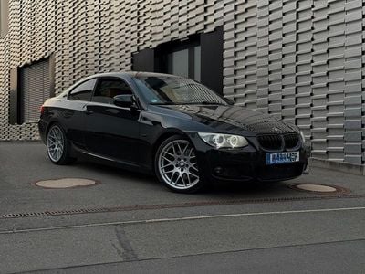 Gebraucht BMW 325 Performance 330 PS (242 kW) 2012 Schwarz Coupé