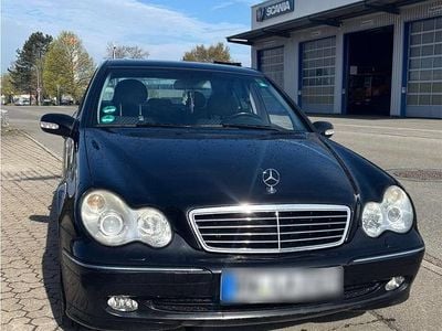 Gebraucht Mercedes C180 143 PS (105 kW) 2004 Schwarz Limousine