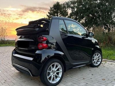 Second-hand Smart ForTwo Cabrio 71 CP (52 kW) 2014 Negru Cabrio