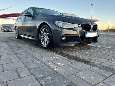 Grau Gebraucht 2015 BMW 320 M Sport Kombi | 10.600 € (Fairer Preis)