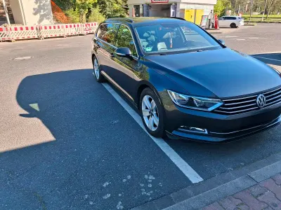 Gebraucht VW Passat 150 PS (110 kW) 2019 Grau Kombi