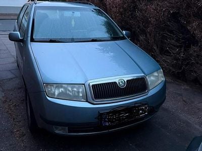 Usata Skoda Fabia Comfort 101 CV (74 kW) 2002 Grigio Station wagon