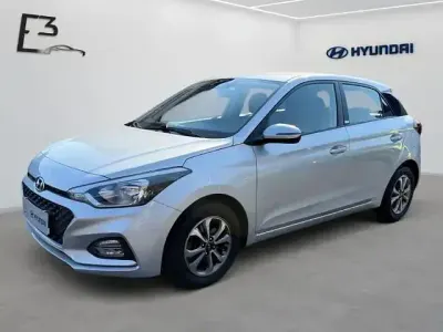 Second-hand Hyundai i20 Trend 101 CP (74 kW) 2020 Argintiu Hatchback