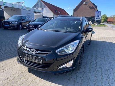Usado Hyundai i40 Edition 135 HP (99 kW) 2014 Preto Carrinha