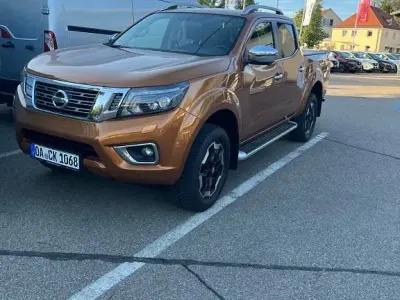 Gebraucht Nissan Navara 190 PS (139 kW) 2021 Orange Pickup