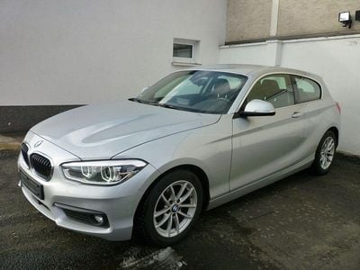 Silber Gebraucht 2016 BMW 118 Advantage Kleinwagen | 6.900 € (Superpreis)