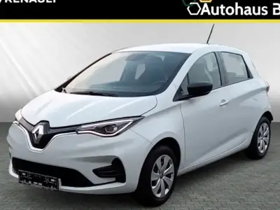 Second-hand Renault Zoe Life 80 kW (109 CP) 2021 Alb Hatchback
