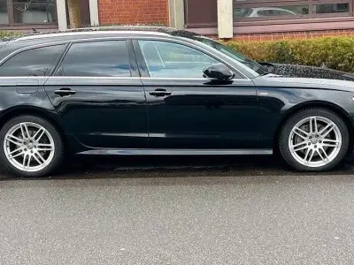 Gebraucht Audi A6 Ambiente 218 PS (160 kW) 2017 Schwarz Kombi