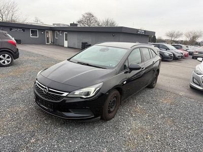 Schwarz Gebraucht 2016 Opel Astra Edition Kombi | 3.100 € (Guter Preis)