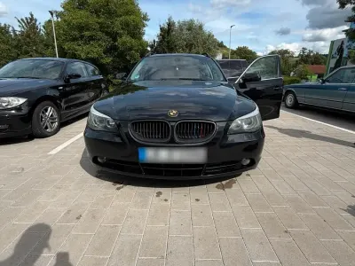 Gebraucht BMW 545 333 PS (244 kW) 2004 Schwarz Limousine