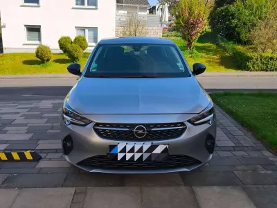 Usata Opel Corsa Elegance 101 CV (74 kW) 2019 Argento Utilitaria