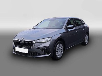 Grau Gebraucht 2025 Skoda Scala Essence Kleinwagen | 22.790 € (Fairer Preis)